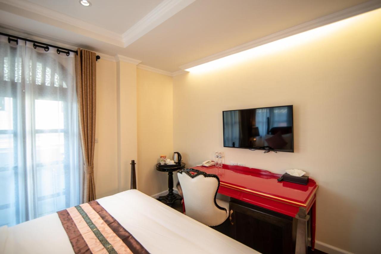 Nanta Glam Cm Hotel & Residences Chiang Mai Bagian luar foto