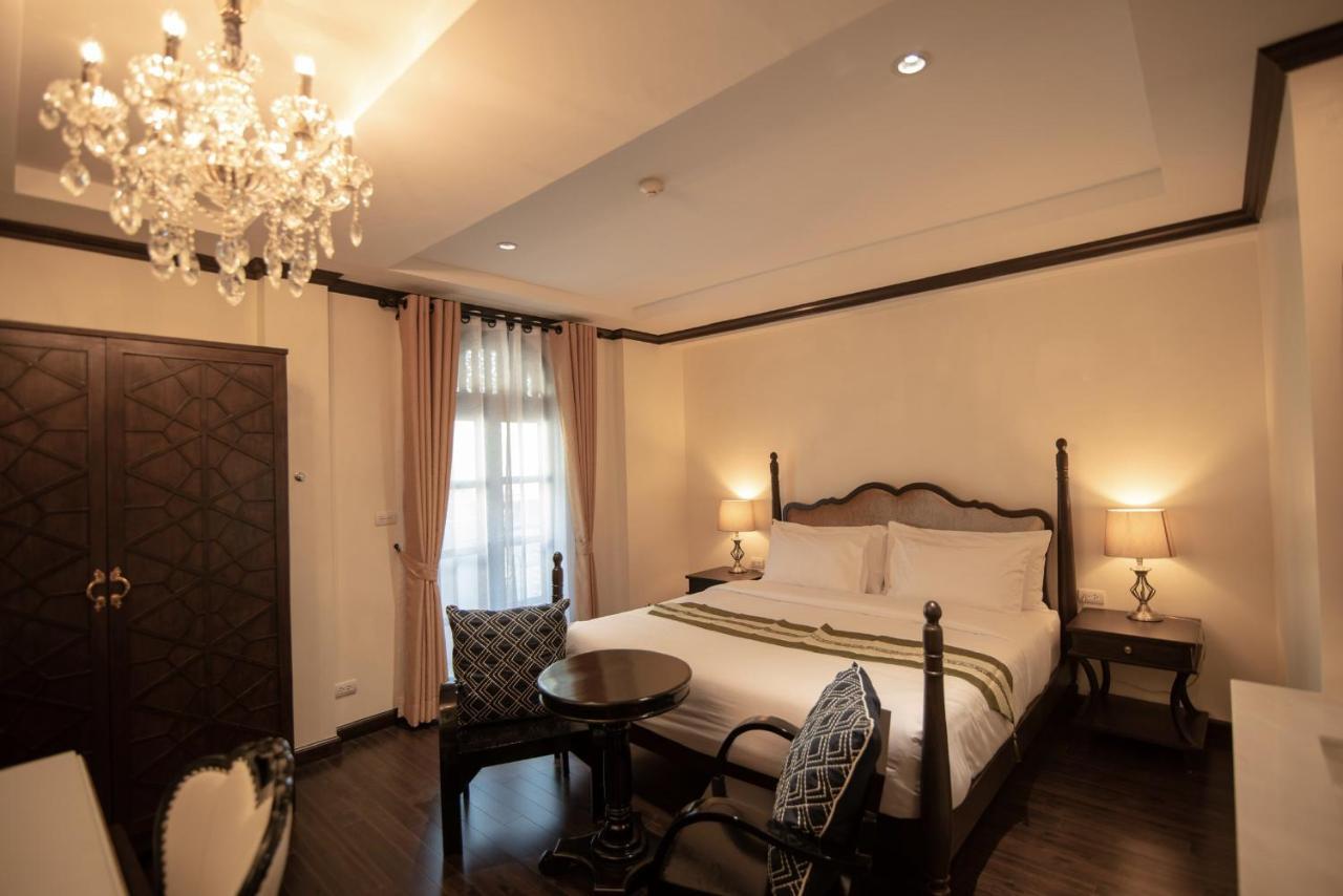 Nanta Glam Cm Hotel & Residences Chiang Mai Bagian luar foto